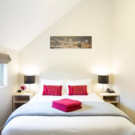 Vita Nova Motel Крайстчърч Екстериор снимка